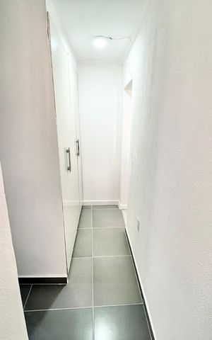 Casa para alugar com 379m², 7 quartos e 3 vagas Casa para alugar com 379m², 7 quartos e 3 vagasCorredor