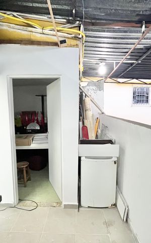 Casa para alugar com 379m², 7 quartos e 3 vagas Casa para alugar com 379m², 7 quartos e 3 vagasÁrea de Serviço