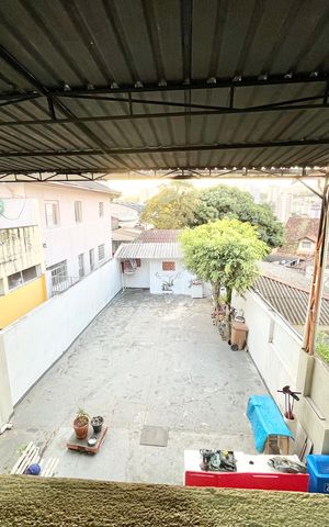 Casa para alugar com 379m², 7 quartos e 3 vagas Casa para alugar com 379m², 7 quartos e 3 vagasVista
