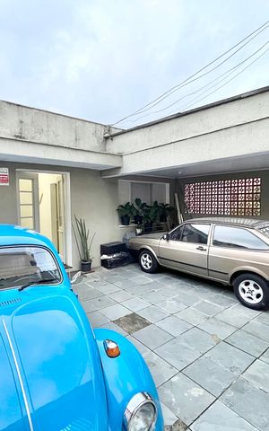 Casa para alugar com 379m², 7 quartos e 3 vagas Casa para alugar com 379m², 7 quartos e 3 vagasGaragem