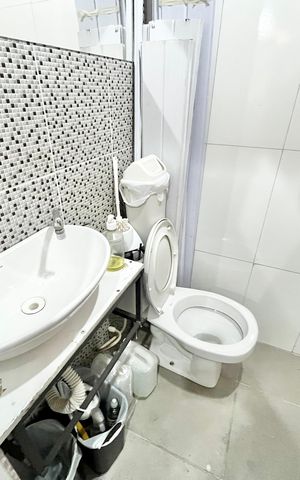 Casa para alugar com 379m², 7 quartos e 3 vagas Casa para alugar com 379m², 7 quartos e 3 vagasBanheiro de serviço