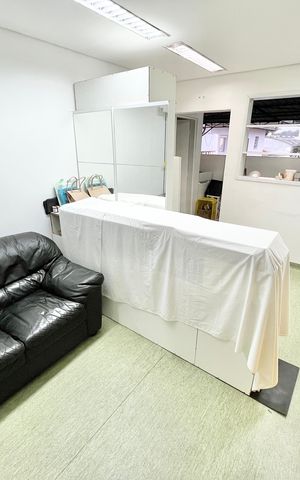 Casa para alugar com 379m², 7 quartos e 3 vagas Casa para alugar com 379m², 7 quartos e 3 vagasSala/Quarto 6