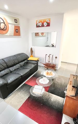 Casa para alugar com 379m², 7 quartos e 3 vagas Casa para alugar com 379m², 7 quartos e 3 vagasSala/Cozinha