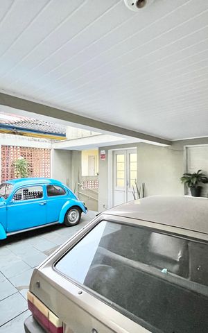 Casa para alugar com 379m², 7 quartos e 3 vagas Casa para alugar com 379m², 7 quartos e 3 vagasGaragem
