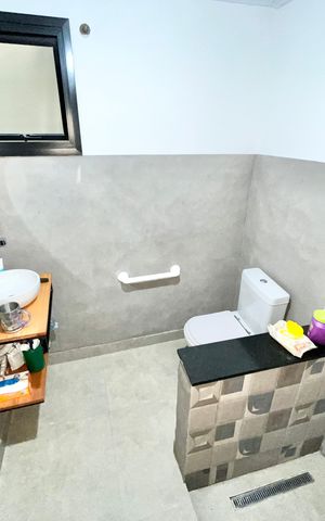 Casa para alugar com 379m², 7 quartos e 3 vagas Casa para alugar com 379m², 7 quartos e 3 vagasBanheiro 2