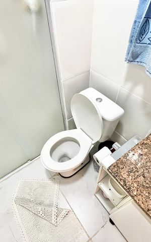 Casa para alugar com 379m², 7 quartos e 3 vagas Casa para alugar com 379m², 7 quartos e 3 vagasBanheiro da Suíte