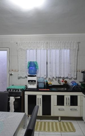 Casa à venda com 120m², 2 quartos e 2 vagas