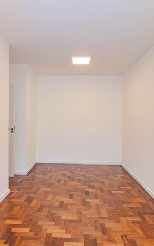 Apartamento à venda com 66m², 2 quartos e 1 vaga Apartamento à venda com 66m², 2 quartos e 1 vagaSuíte