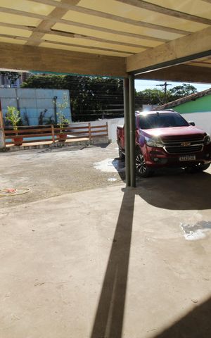 Casa para alugar com 300m², 3 quartos e 8 vagasQuintal