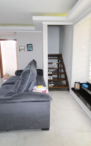 Casa para alugar com 300m², 3 quartos e 8 vagasSala