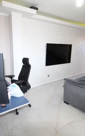 Casa para alugar com 300m², 3 quartos e 8 vagasSala