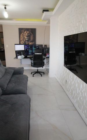 Casa para alugar com 300m², 3 quartos e 8 vagasSala