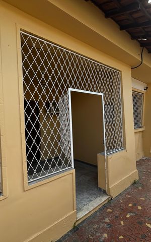 Casa à venda com 500m², 2 quartos e 3 vagasFachada