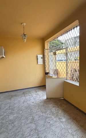 Casa à venda com 500m², 2 quartos e 3 vagasVaranda