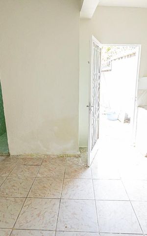 Casa para alugar com 150m², 2 quartos e 3 vagas Casa para alugar com 150m², 2 quartos e 3 vagasÁrea de serviço