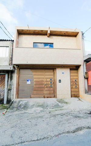 Casa para alugar com 106m², 1 quarto e sem vagaFachada