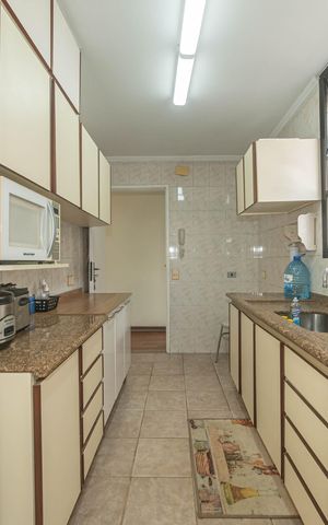 Apartamento à venda com 81m², 2 quartos e 1 vaga