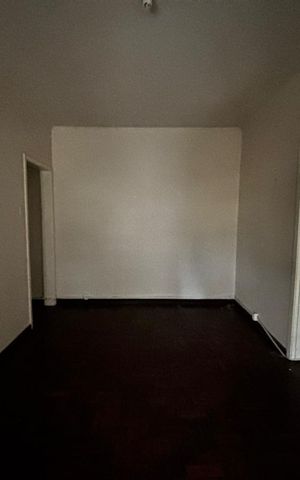 Apartamento à venda com 74m², 2 quartos e sem vaga Apartamento à venda com 74m², 2 quartos e sem vagaSala