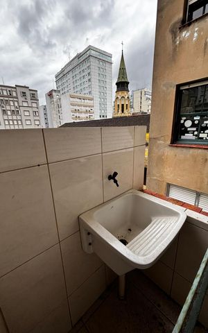 Apartamento à venda com 74m², 2 quartos e sem vaga Apartamento à venda com 74m², 2 quartos e sem vagaÁrea de serviço
