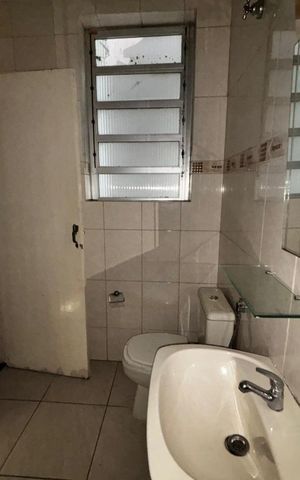 Apartamento à venda com 74m², 2 quartos e sem vaga Apartamento à venda com 74m², 2 quartos e sem vagaBanheiro 1