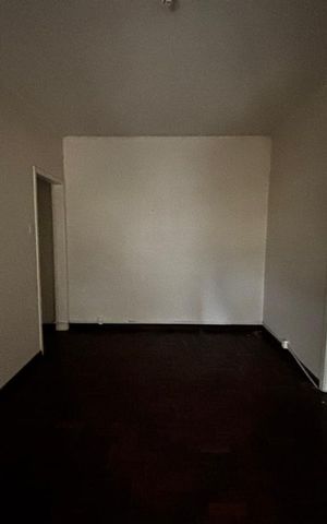 Apartamento à venda com 74m², 2 quartos e sem vaga Apartamento à venda com 74m², 2 quartos e sem vagaSala