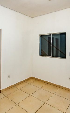 Casa para alugar com 60m², 2 quartos e 1 vagaSala