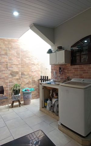 Casa para alugar com 120m², 2 quartos e 6 vagas Casa para alugar com 120m², 2 quartos e 6 vagasÁrea de Serviço
