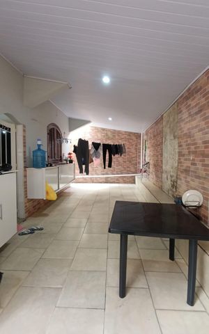 Casa para alugar com 120m², 2 quartos e 6 vagas Casa para alugar com 120m², 2 quartos e 6 vagasÁrea de Serviço
