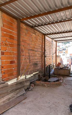 Casa à venda com 70m², 2 quartos e 1 vagaCobertura