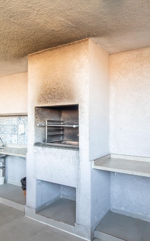 Apartamento à venda com 57m², 2 quartos e 1 vaga Apartamento à venda com 57m², 2 quartos e 1 vagaÁrea comum - Churrasqueira