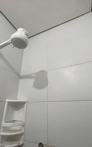 Studio para alugar com 10m², 1 quarto e sem vaga Studio para alugar com 10m², 1 quarto e sem vagaBanheiro
