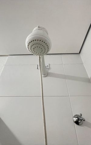 Studio para alugar com 10m², 1 quarto e sem vaga Studio para alugar com 10m², 1 quarto e sem vagaBanheiro