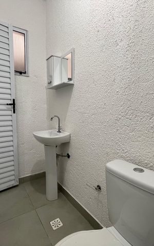 Studio para alugar com 10m², 1 quarto e sem vaga Studio para alugar com 10m², 1 quarto e sem vagaBanheiro