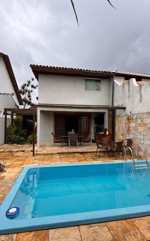 Casa de condomínio à venda com 145m², 4 quartos e 2 vagas Casa de condomínio à venda com 145m², 4 quartos e 2 vagasÁrea externa