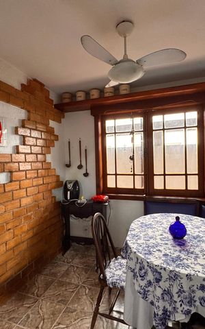 Casa de condomínio à venda com 145m², 4 quartos e 2 vagas Casa de condomínio à venda com 145m², 4 quartos e 2 vagasCopa