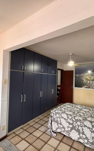 Casa de condomínio à venda com 145m², 4 quartos e 2 vagas Casa de condomínio à venda com 145m², 4 quartos e 2 vagasQuarto 1