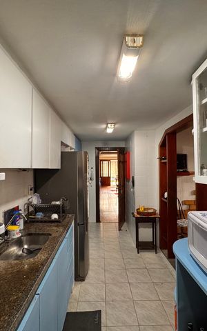 Casa de condomínio à venda com 145m², 4 quartos e 2 vagas Casa de condomínio à venda com 145m², 4 quartos e 2 vagasCozinha