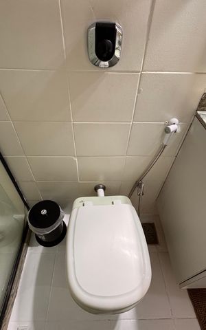 Casa de condomínio à venda com 145m², 4 quartos e 2 vagas Casa de condomínio à venda com 145m², 4 quartos e 2 vagasBanheiro Social