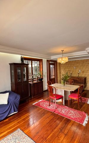 Casa de condomínio à venda com 145m², 4 quartos e 2 vagas Casa de condomínio à venda com 145m², 4 quartos e 2 vagasSala