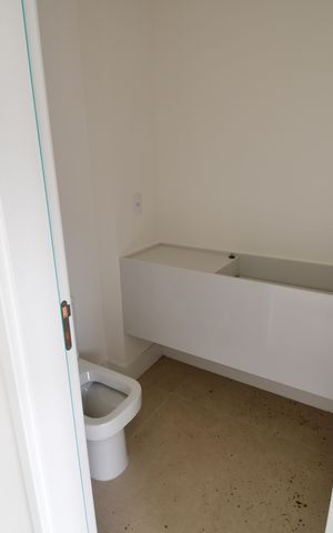 Casa de condomínio à venda com 586m², 4 quartos e 4 vagasLavabo