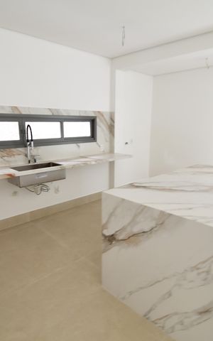 Casa de condomínio à venda com 586m², 4 quartos e 4 vagasCozinha