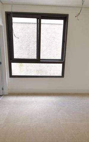 Casa de condomínio à venda com 586m², 4 quartos e 4 vagasQuarto de Serviço