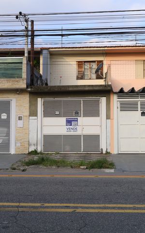 Casa à venda com 100m², 2 quartos e 1 vagaFachada