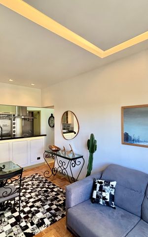 Apartamento à venda com 72m², 2 quartos e sem vaga Apartamento à venda com 72m², 2 quartos e sem vagaSala