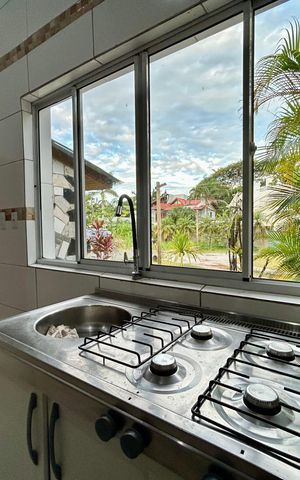 Casa de condomínio para alugar com 149m², 2 quartos e 3 vagasCozinha 