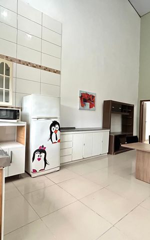 Casa de condomínio para alugar com 149m², 2 quartos e 3 vagasCozinha 