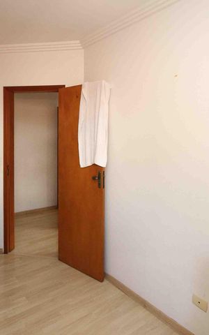 Casa à venda com 180m², 3 quartos e 4 vagas