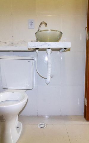 Casa à venda com 80m², 3 quartos e 1 vaga Casa à venda com 80m², 3 quartos e 1 vagaBanheiro 2