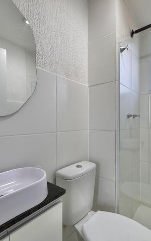 Apartamento à venda com 43m², 2 quartos e 1 vaga Apartamento à venda com 43m², 2 quartos e 1 vagaBanheiro Social