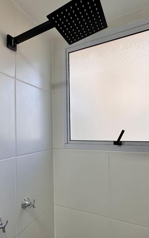 Apartamento à venda com 43m², 2 quartos e 1 vaga Apartamento à venda com 43m², 2 quartos e 1 vagaBanheiro Social
